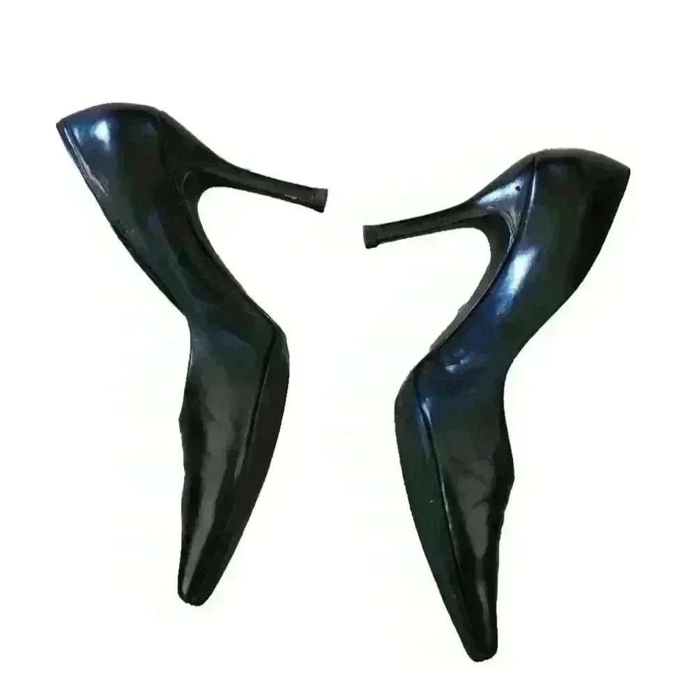 Stewart Weitzman Women's Black Leather Pointed Toe Pump 8